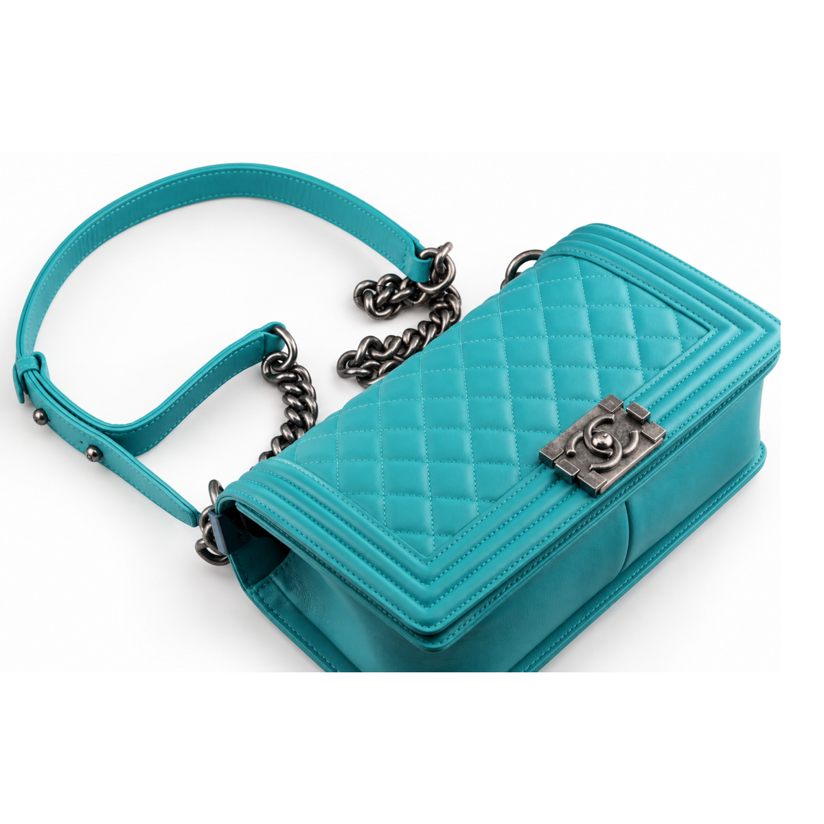 Chanel Le Boy 25 Tiffany