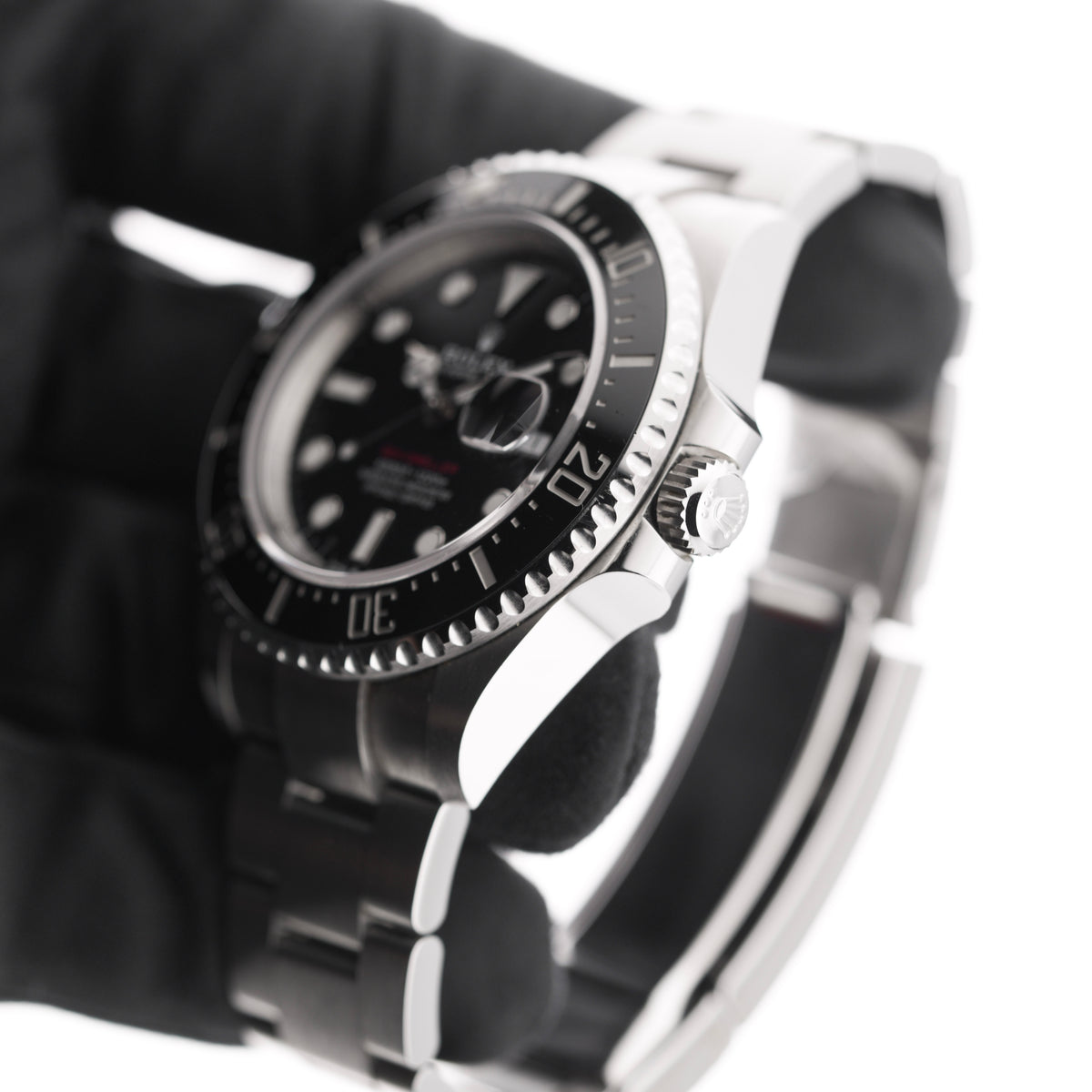 Rolex Sea-Dweller Ref. 126600 Single Red