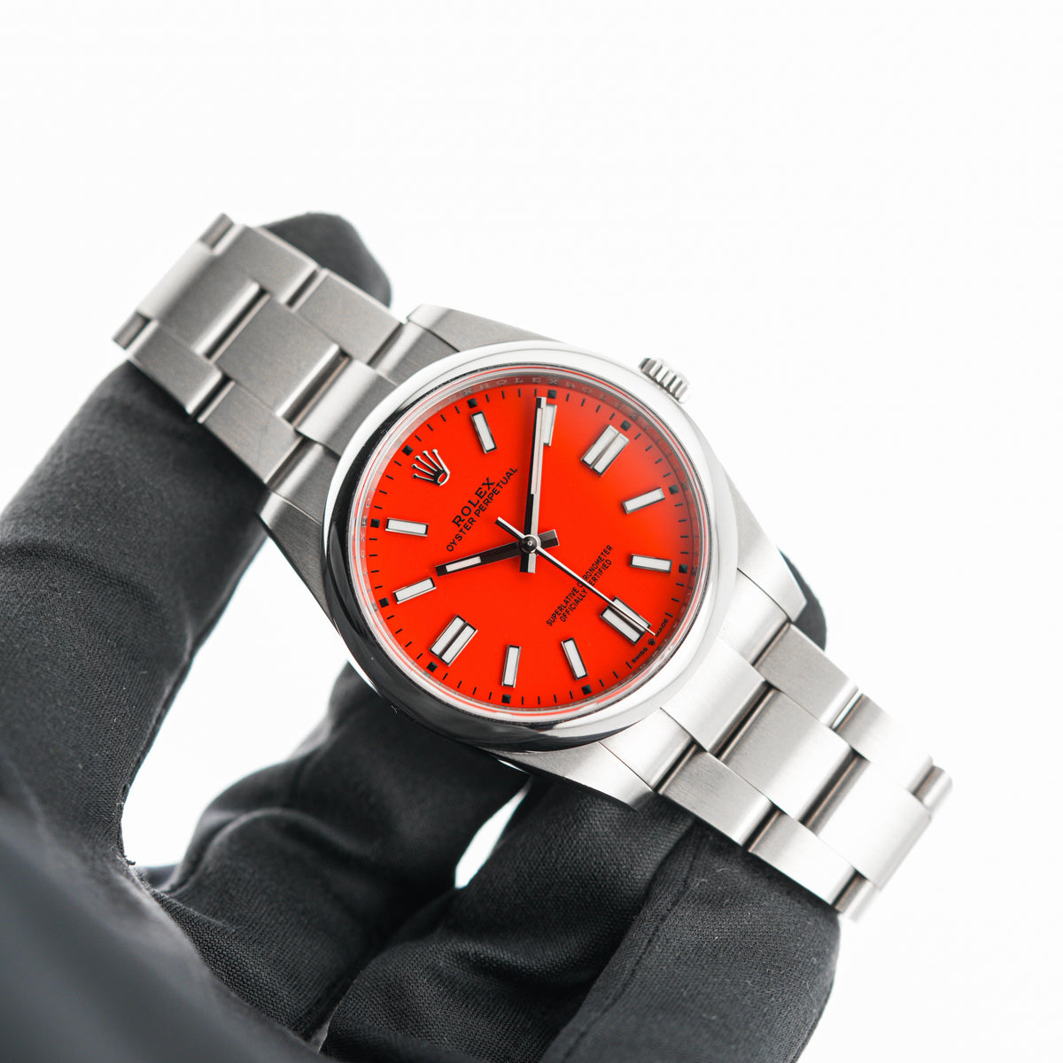 Rolex Oyster Perpetual 41 Ref. 124300 Coral Red